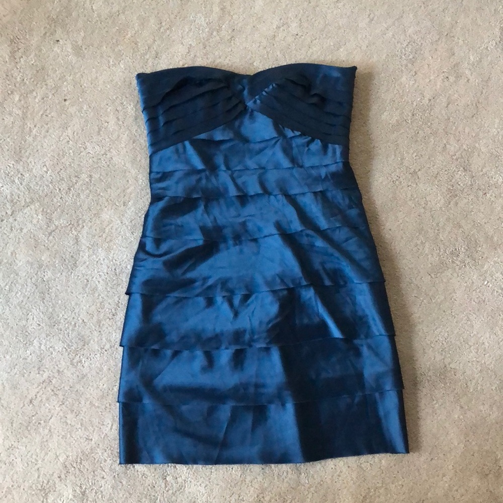 Strapless dress size small (4-6)